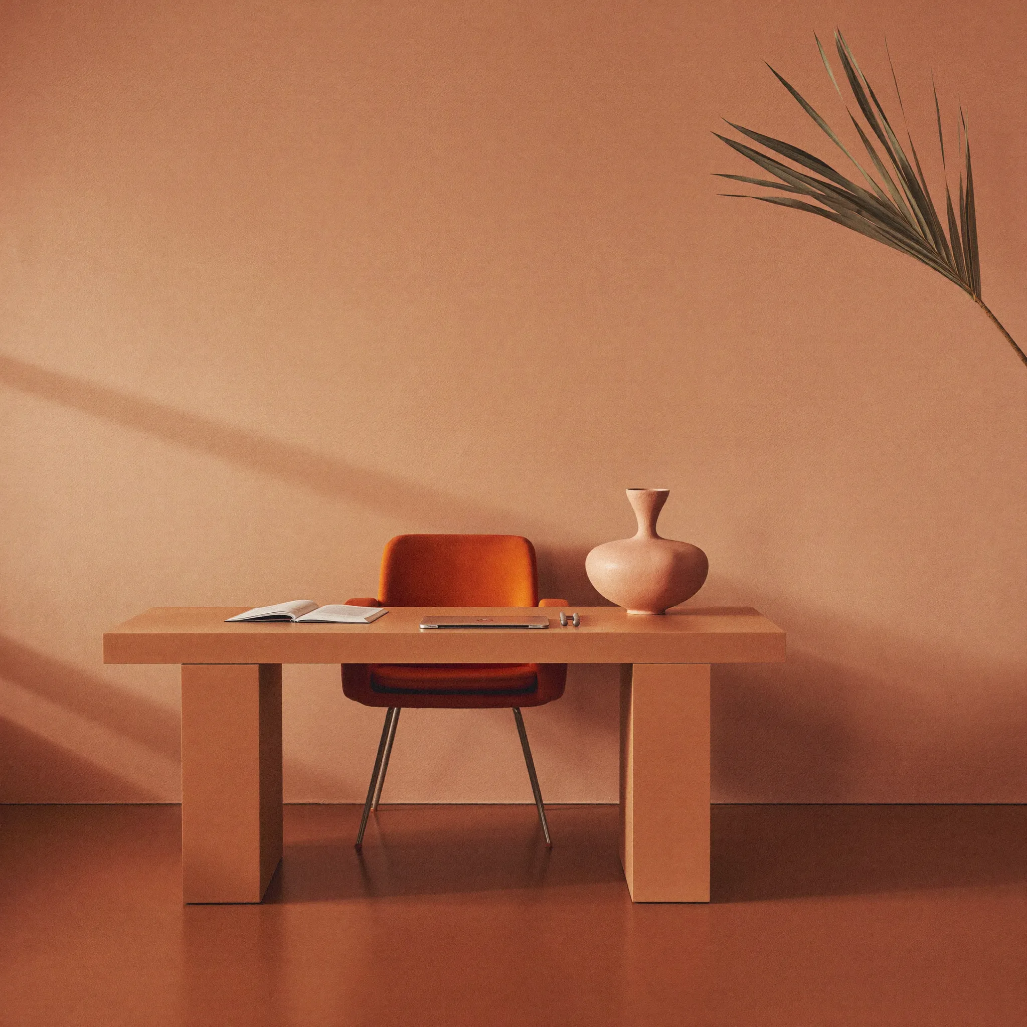 L'atelier Delra Studio aux tons pêche et terracotta